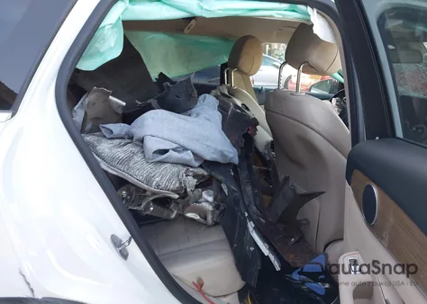 2018 Mercedes-Benz Glc 300 4Matic z USA, uszkodzony, nr VIN WDC0G4KB3JV070026